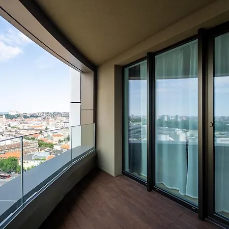 Apartment Skypark Cozy Vervehome Bratislava